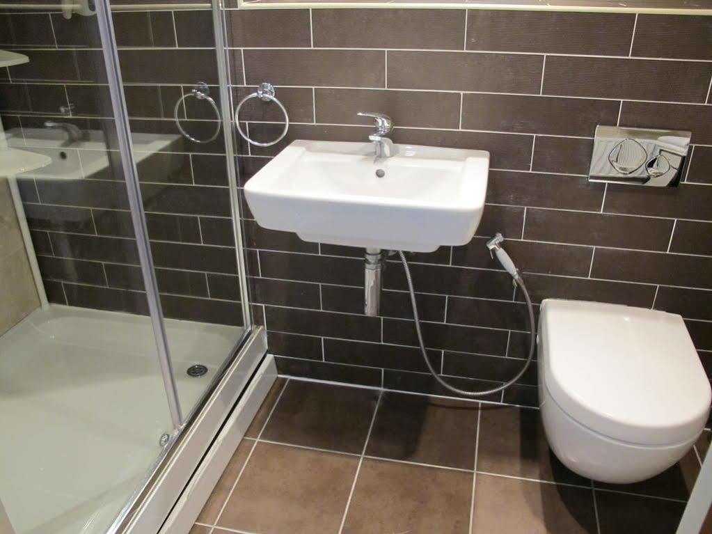 Churchill Two Bedroom Apartments With Free Parking And The Minster View York Buitenkant foto